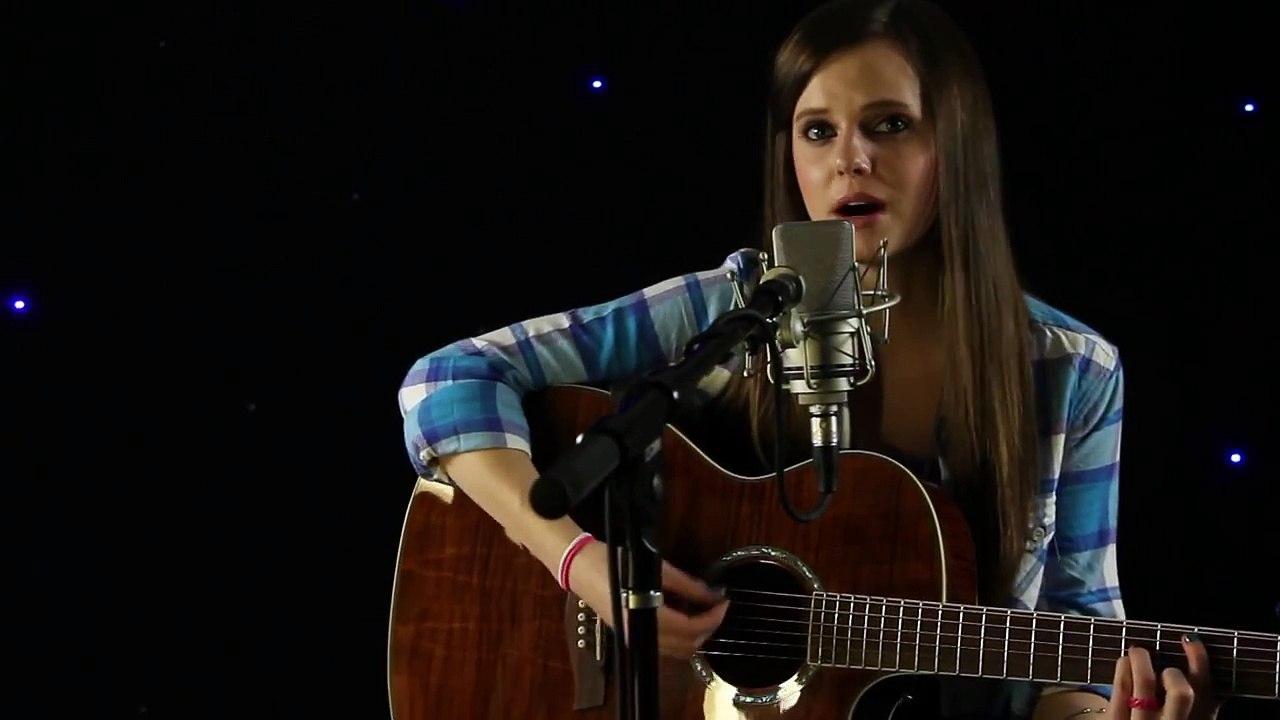 Carly Rae Jepsen - Call Me Maybe (Cover by Tiffany Alvord)