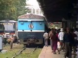 ミャンマーの鉄道とバス（ヤンゴン中心部）