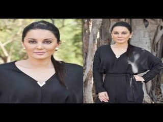 Minisha Lamba arrives At The Mahurat Of 'Black Currency'