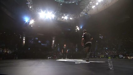 Thesis VS Toshiki - Round 2 - Red Bull BC One Tokyo 2010