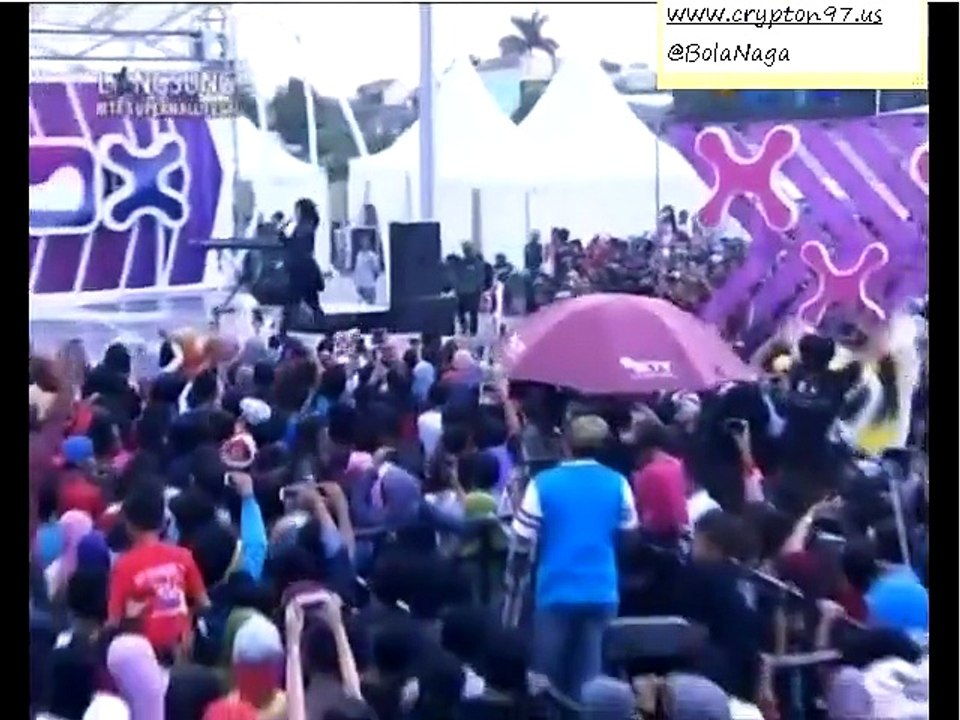 'Mencintaimu Sampai Mati' oleh PIA di Rita Super Mall Tegal 9 mei 2015