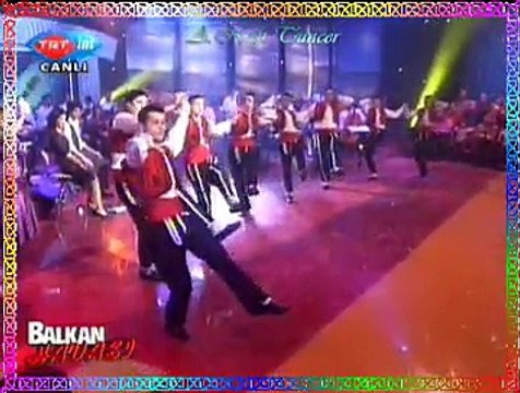 SUYUN ÜSTÜNDE HALK DANS GRUBU Rumeli Yöresi Oyunları* (2)