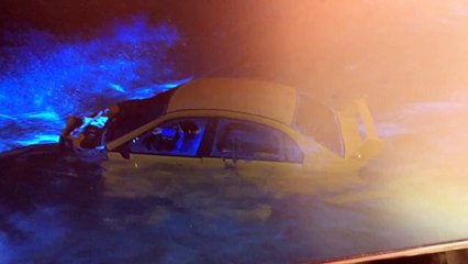 net een nieuwe auto gelijk kapot