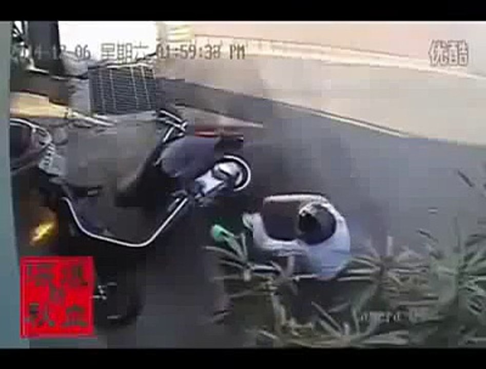 NEW Horrible Motorcycle Crashes Caught On Tape 2014 January Accidents Compilation