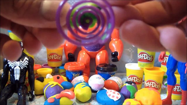 21 SURPRISE EGGS KINDER SURPRISE SPIDERMAN AVENGERS THE SMURFS HELLO KITTY