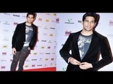 Hot Siddharth Malhotra Spotted @ Red Carpet of 58th Filmfare Nominations