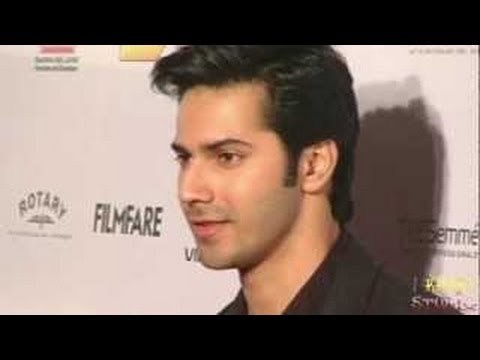 Varun Dhawan Spotted @ Red Carpet of 58th Filmfare Nominations