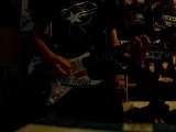 Blink 182 démo à la guitare