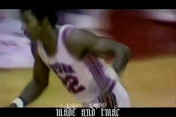 [W&T] Clyde Drexler Dunking In College