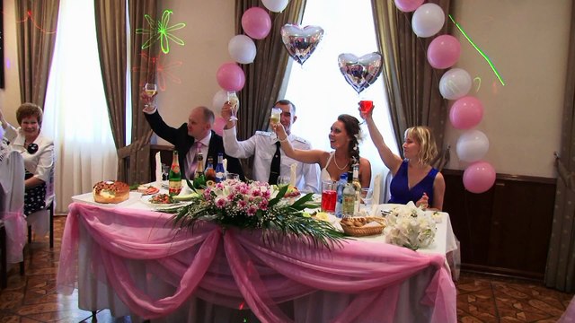 Ведущий на свадьбу +7(904)98-85-946 Евгений Дегтярев Ведущий_Екатеринбург Ведущий_Тюмень Ведущий_Челябинск Ведущий_Каменск_Уральский #свадьба_екатеринбург #тамада_екатеринбург #тамада_на_свадьбу_екатеринбург#ведущие_на_свадьбу_екатеринбург #ведущие_екат