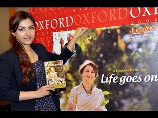 Soha Ali Khan & Shabana Azmi @ 'Life Goes On' DVD Launch !!