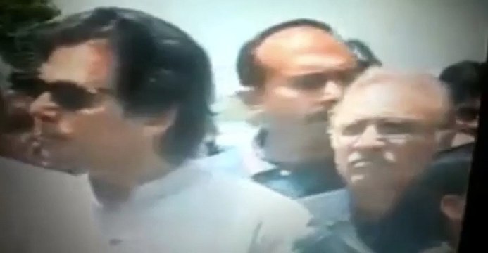 Imran khan liar - see how he ran away when journalist asked a valid question