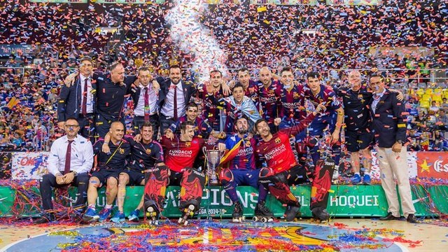FCB Hoquei vs Noia: l'equip celebra els títols amb l'afició