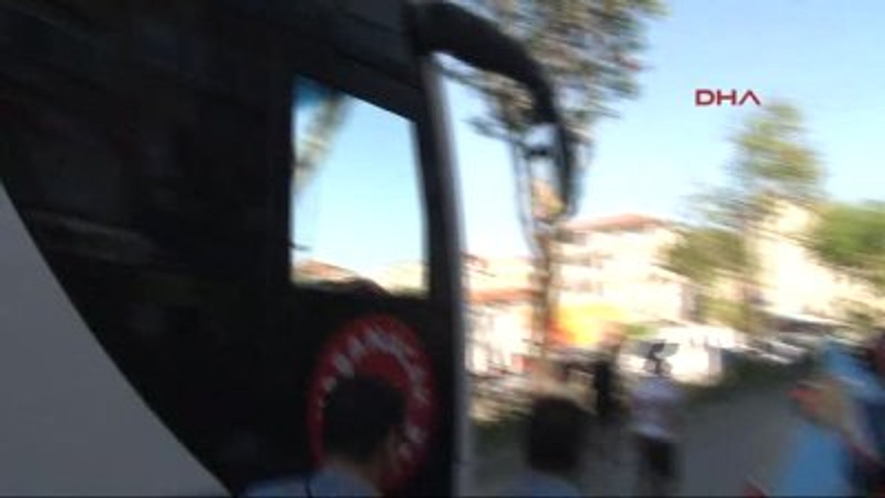 Kılıçdaroğlu'nun Fatih Turunda İlginç Görüntüler