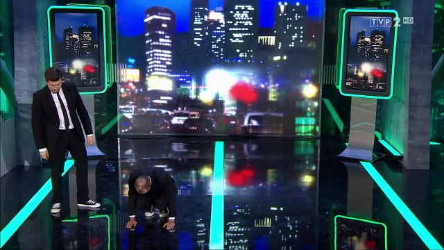 Deux sketchs de la troupe de mime Fair Play Crew