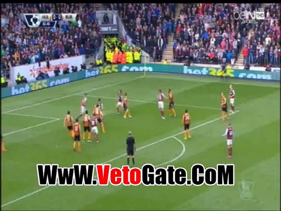 هال سيتى"المحمدى"يخسر بهدف امام بيرنلى ويدخل دوامه الهبوط