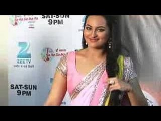 Seductive SONAKSHI SINHA Looks Nailed It In A Pink SARI !