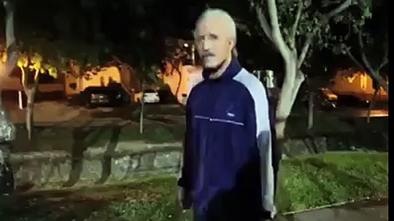 Futbol Sihirbazı Yaşlı Adam Kılığına Girerse...