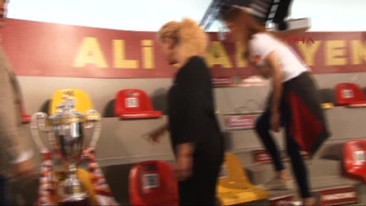 Tkbl Şampiyonu Galatasaray Odeabank Medyayla Buluştu