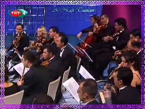 Ümit COŞKUN *Leylâ Bir Özge Candır Kara Gözlü Ceylândır*