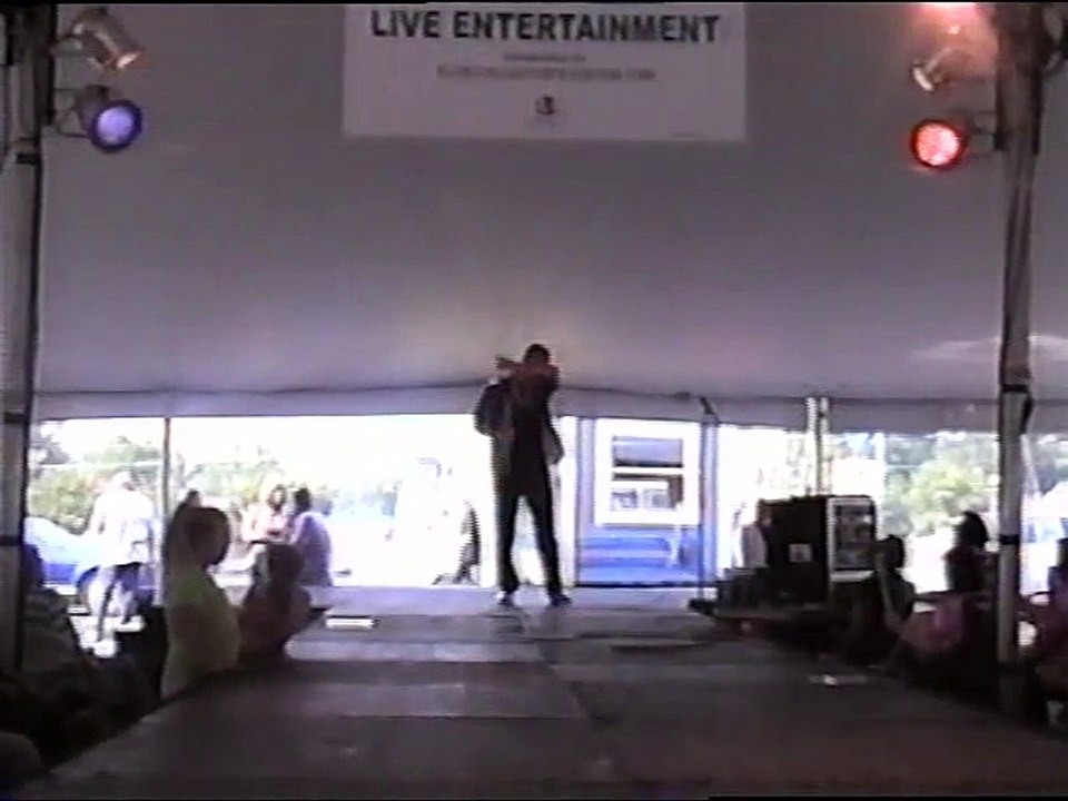 Scott Michael sings 'Danny Boy' Elvis Week 2005 video ANNA