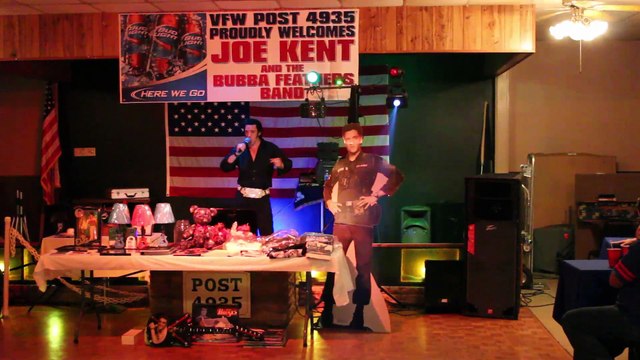 Joe Kent sings 'Rubberneckin' at the Elvis Presley memorial VFW memphis video