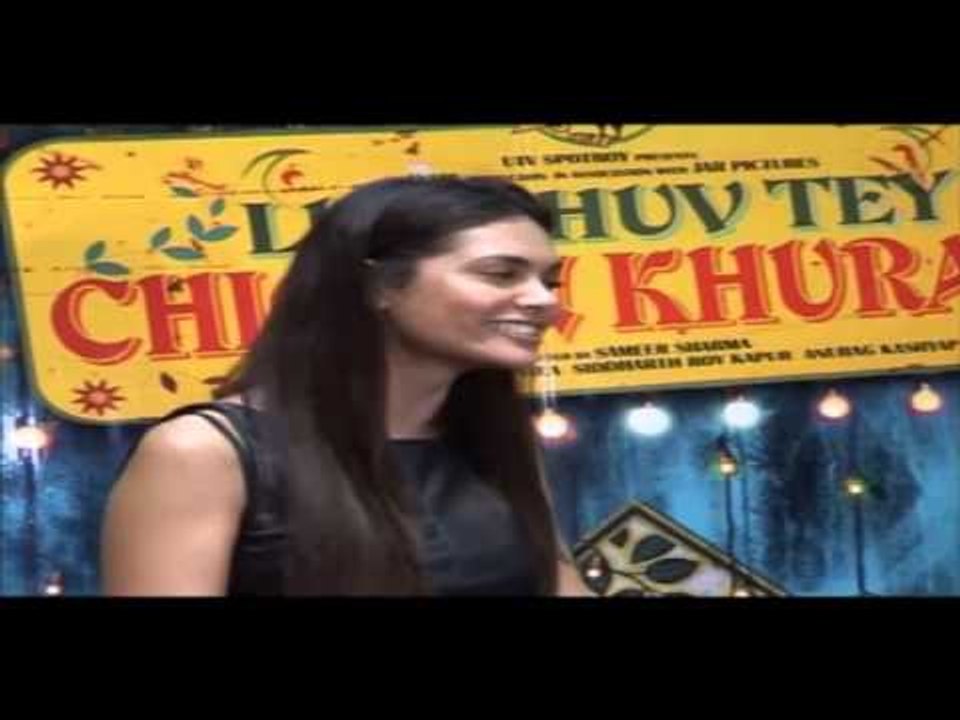 Esha Gupta SPOTTED At "Luv Shuv Tey Chicken Khurana" Special Screening