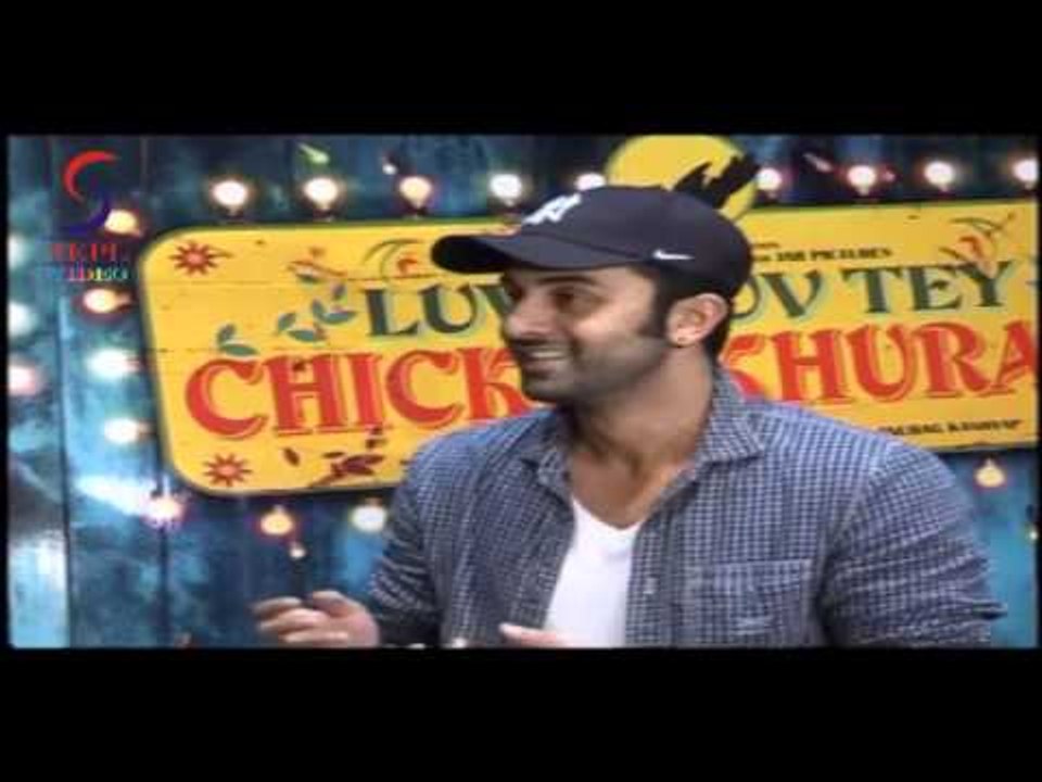 SMART Ranbir Kapoor SPOTTED At "Luv Shuv Tey Chicken Khurana" Special Screening