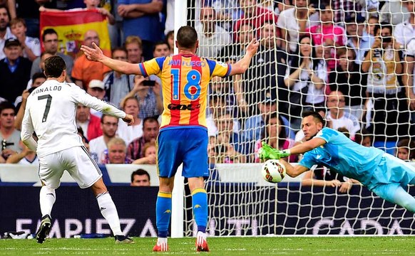 Paredão! Relembre outras defesas de pênalti de Diego Alves