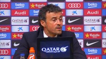 Luis Enrique se entera de un gol del Valencia en la Rueda de Prensa