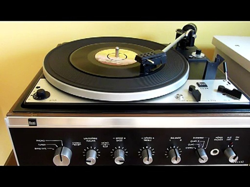 CENGİZ DEMİRAL DAN YÜKSEL ÖZKASAP SİZLER İÇİN GELME DELİ DELİ DİYOR İYİ SEYİRLER