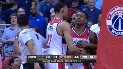 la très vilaine faute de Jeff Teague sur Bradley Beal