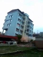 Raw Footage of Nepal Earthquake (Morgan International College Falling Down)