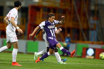 Oscar Trejo régale contre Lille