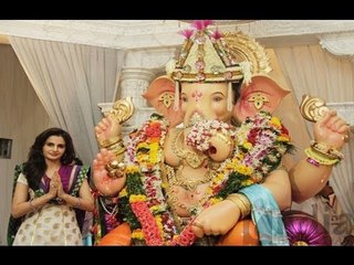 Monica Bedi PERFORMS Puja at Andheri Cha Raja Ganpati pandal