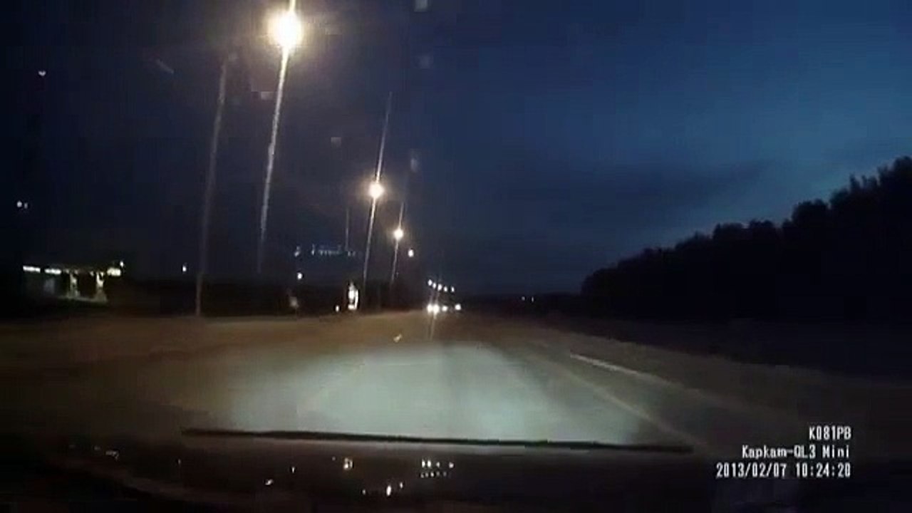 idiots_left_mannequin_on_the_road