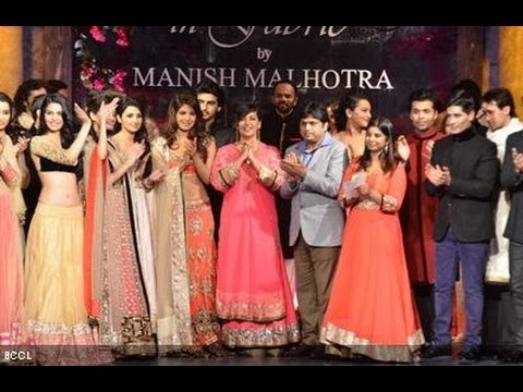 Bollywood BEAUTIES Bond Over Fashion In Mumbai