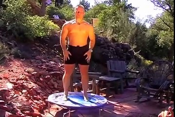 World Class Bodybuilder is RAW VEGAN- huge muscles from meatless diet