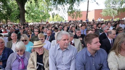 Whitman Commencement 2013 - Eric Idle sings "Always Look On the Bright Side of Life"