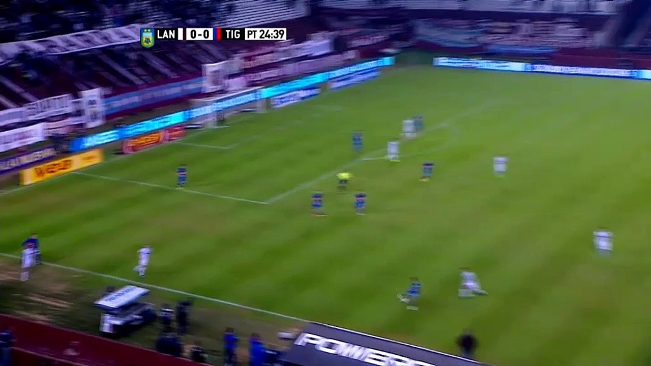 Wspaniała bramka Ayali dla Lanus