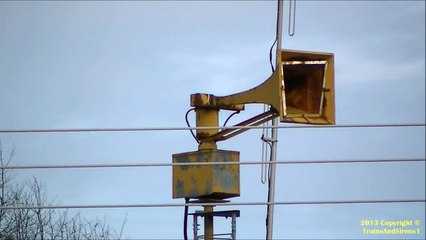 Early Federal Sign & Signal Thunderbolt 1003, Hi-Lo (Fire) Signal - Silverstreet, SC 12/28/13