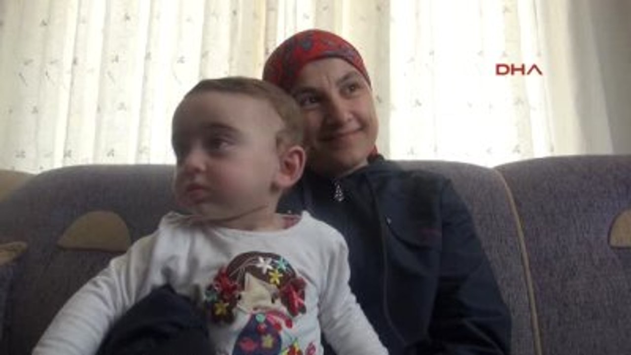 Sakarya Doktorların 'Kemoterapide Düşer' Dediği Zeynep Esma Bebek Annesine Hayat Oldu
