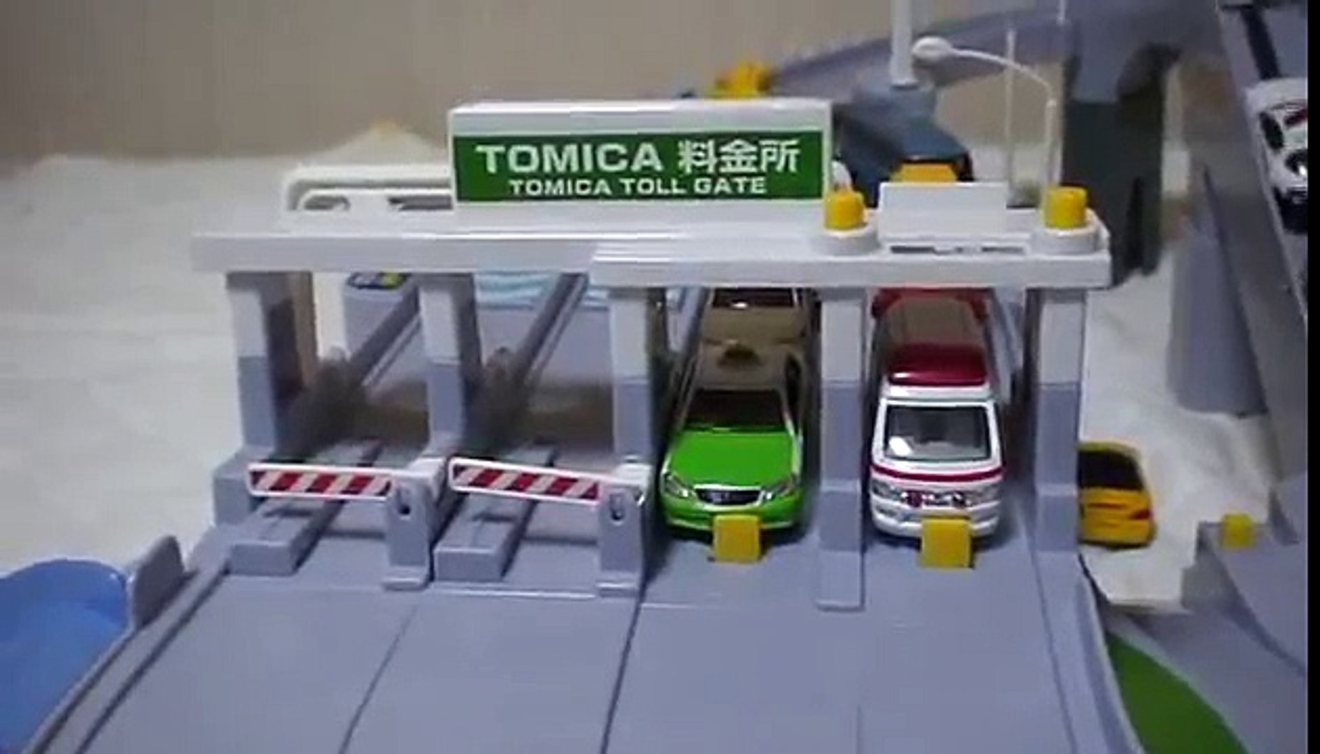 トミカ すいすいetcドライブ 料金所 Tomica Toy Electric Tollgate Tollgate Video Dailymotion