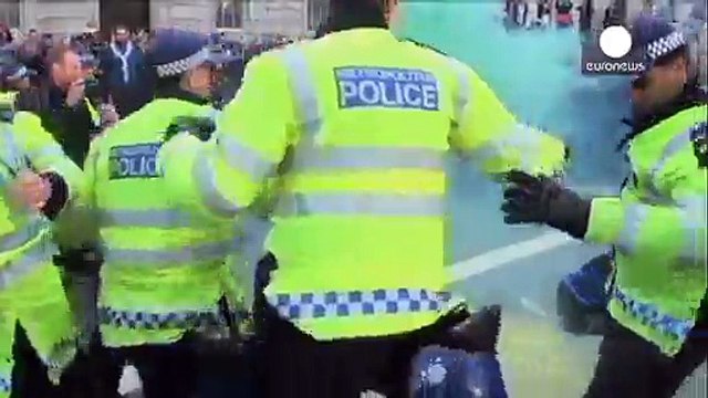 Противники консерваторів побилися із поліцією в Лондоні
