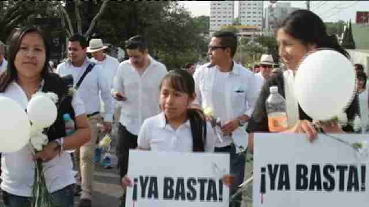 Marcha blanca pide paz en Jalisco, ante ola de violencia