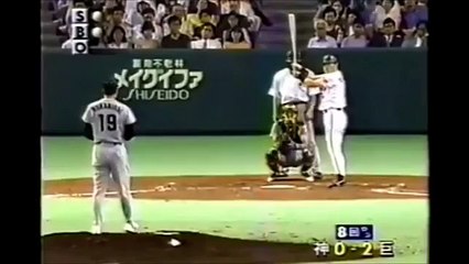[地面すれすれ]　落合博満　低めのフォークを拾い上げてホームラン　[川藤も褒めた]