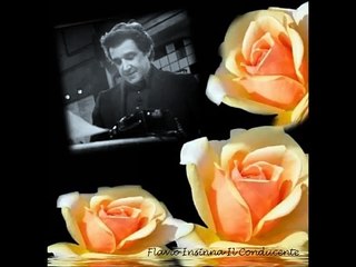 Flavio Insinna recita la poesia di Kazumasa Nakagawa "Una mano sulla porta"