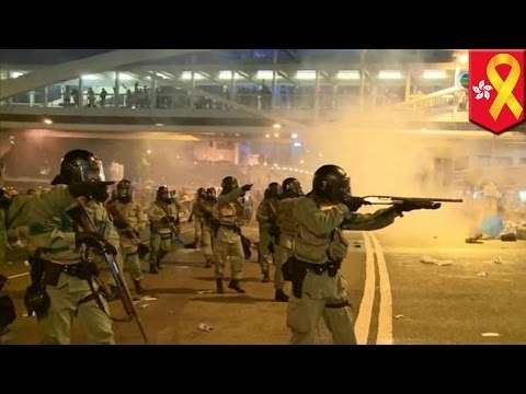 Hong Kong democracy protests: Did police already use rubber bullets?