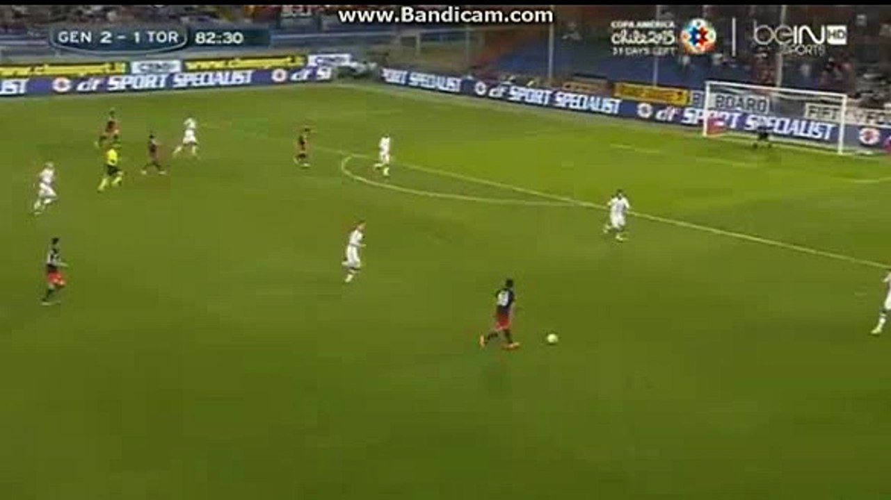 Juraj Kucka Goal Disallowed Genoa 2-1 Torino | Serie A 11.05.2015 HD