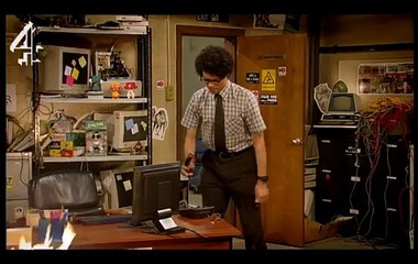 The IT Crowd | Fire! Fire! | Channel 4